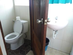 Koupelna v ubytování Ogek Home Stay