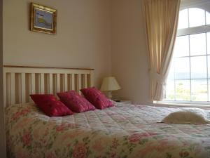 Cama ou camas em um quarto em Sea Breeze Bed and Breakfast