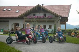 Afbeelding uit fotogalerij van Ferienhof Off in Sindelsdorf
