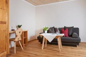 Posedenie v ubytovaní Biohotel Walserstuba