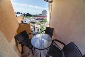 Balkón nebo terasa v ubytování Villa Jadran Apartments