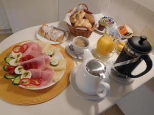 Možnosti snídaně pro hosty v ubytování Pension U Kapličky