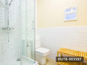 Koupelna v ubytování Big Apartment Barcelona Gran via