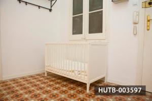 Postel nebo postele na pokoji v ubytování Big Apartment Barcelona Gran via