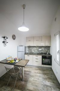A kitchen or kitchenette at Agape