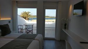 TV a/nebo společenská místnost v ubytování Hostal La Palma