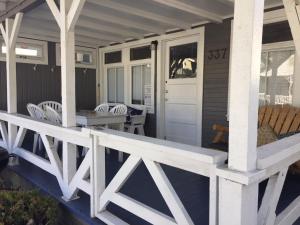 Ein Balkon oder eine Terrasse in der Unterkunft Catalina Island Seacrest Inn