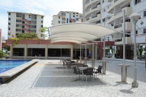 Bazén v ubytování Playa Almendro Resort nebo v jeho okolí