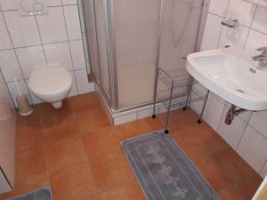 Łazienka w obiekcie Ferienhaus Nadine