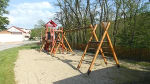 Gallery image of Mobilheim Výr in Výrovice +17 photos