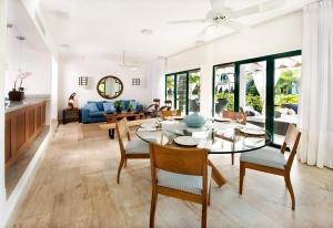Area tempat duduk di Sublime Samana