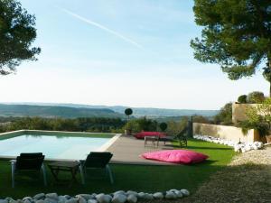 Gallery image of La Maison de Charlie in Vaugines