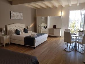 A seating area at B&B Emozioni e Relax