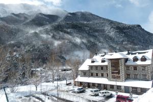 Afbeelding uit fotogalerij van Complejo Turístico Bielsa Hotel y camping in Bielsa