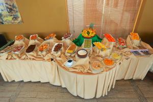 Makanan di atau berdekatan resort