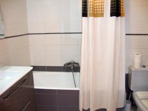Koupelna v ubytování Apartamentos El Puerto 3000 + 38 fotografií