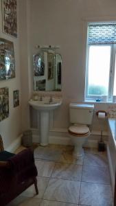 
A bathroom at Orchard Pond Bed & Breakfast
