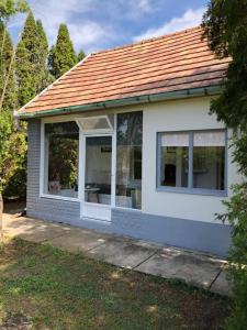 Budova, kde se the country house nachází