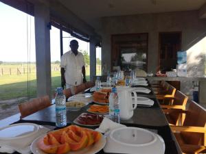 Comida en o cerca de este lodge