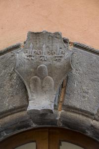 CaninoにあるB&B Le Buche Casa Storicaの手彫り