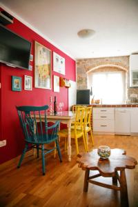 Kuchyň nebo kuchyňský kout v ubytování Apartment Lucy Lu