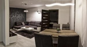 A seating area at Apartment Centrum Luxury Mountain View