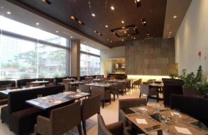 Veitingastaður eða matsölustaður á The B Hotel Alabang
