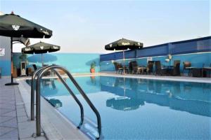 Bazén v ubytování Dorus Hotel nebo v jeho okolí