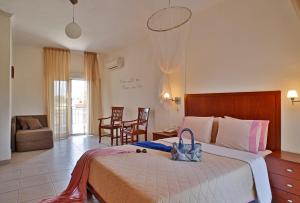 Χώρος καθιστικού στο Stratos Hotel 