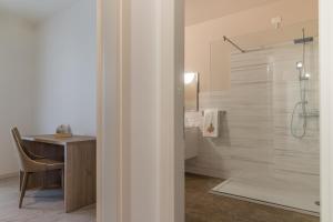 A bathroom at Cimadolmo Prosecco And History