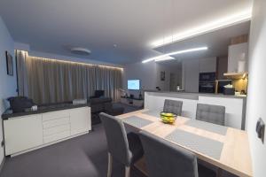 Kuchyň nebo kuchyňský kout v ubytování Apart-Hotel VIVI RESIDENCE & SPA
