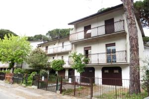 The building in which Az apartmant is located