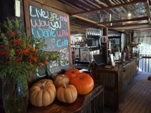 Galería fotográfica de The Riverdeck Accommodation and Backpackers en Knysna
