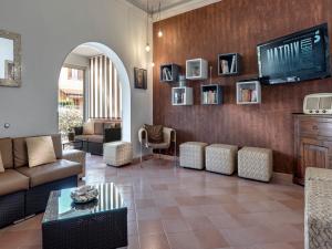 Lobbyn eller receptionsområdet på Hotel Azzurra