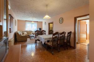 Dining area sa guest house