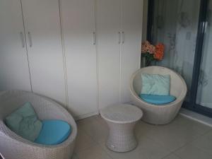 Część wypoczynkowa w obiekcie Apartment Carmentxu Gemelos 26