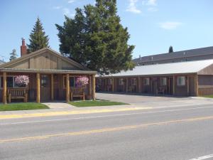 Gallery image of The Evergreen in West Yellowstone