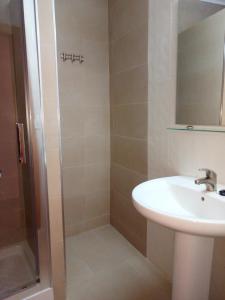 Koupelna v ubytování Hotel Iris