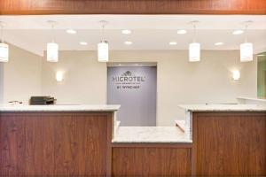Gallery image of Microtel Inn & Suites Urbandale in Urbandale