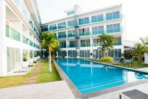 Bazén v ubytování Cozy Resort, A Boutique Hotel nebo v jeho okolí