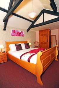 The West Country Inn