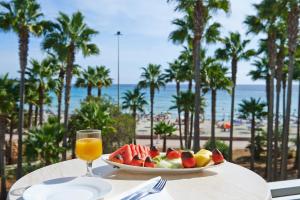 Foto dalla galleria di Hipotels Mediterraneo Club a Sa Coma