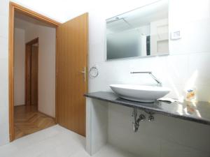Kuchyň nebo kuchyňský kout v ubytování Apartments and rooms Novigrad 1624