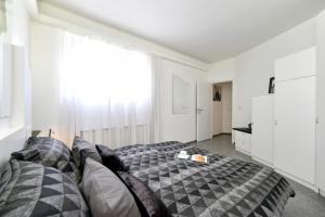 Postel nebo postele na pokoji v ubytování Apartment with fireplace and terrace