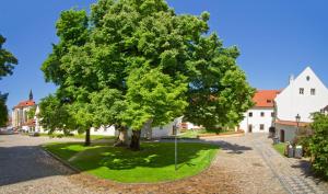 Giardino di Monastery Hotel