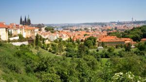 Vista generica su Praga o vista sulla città dall'interno dell'hotel