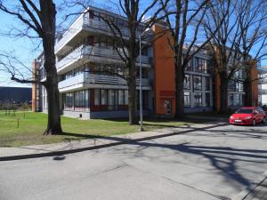 Photo de la galerie de l'établissement Apartment near Airport, à Riga