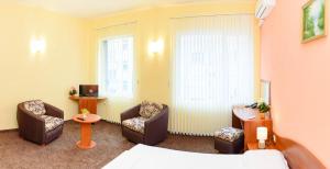 A seating area at Family Hotel Varna