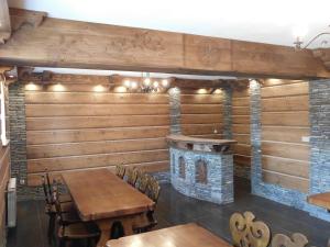 Restaurace v ubytování Pokoje Gościnne Roztoka