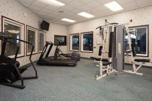 Fitness centrum a/nebo fitness zařízení v ubytování Shilo Inn Suites Ocean Shores